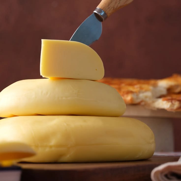 Iğdır Göbek Kaşar Peyniri – Yoğun Aromalı Doğal Kaşar